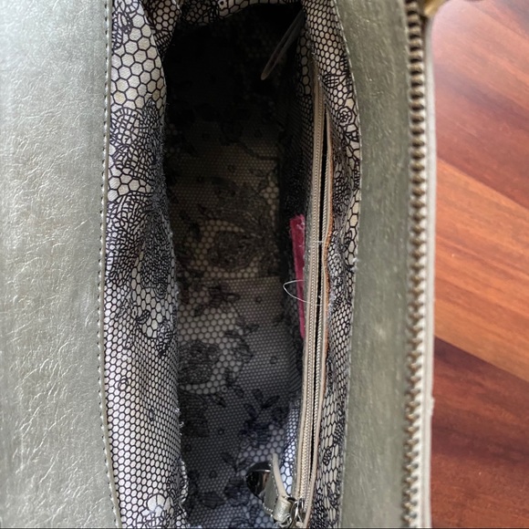 Betsey Johnson Handbag Purse - Picture 5 of 8